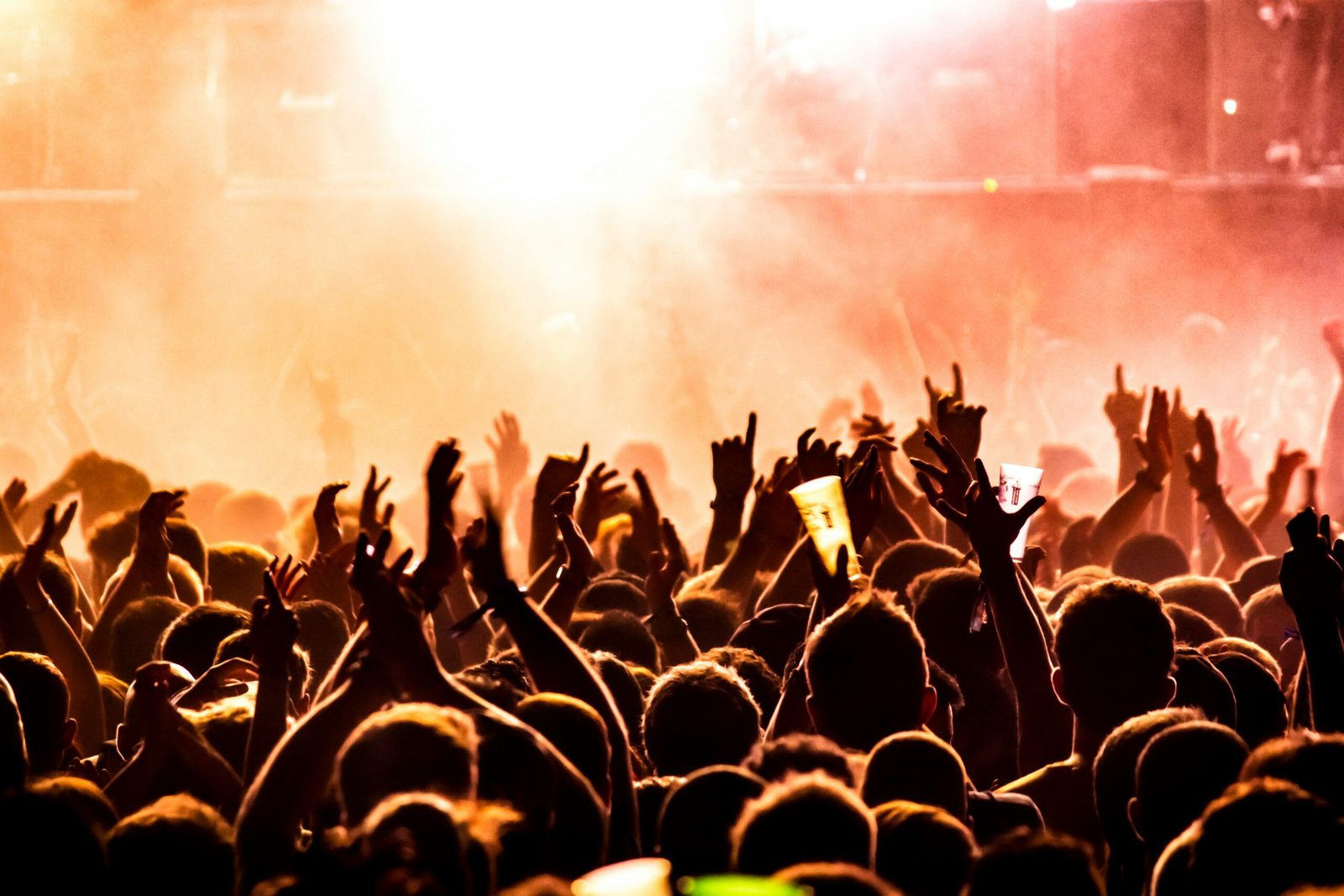 The Benefits and Challenges of Entertainment in the Modern World